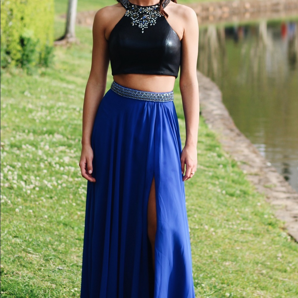 Mac Duggal Prom Dress